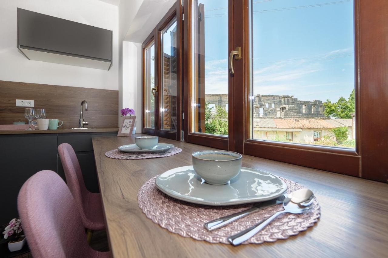 Arena Delight Studio Apartments Πούλα Εξωτερικό φωτογραφία