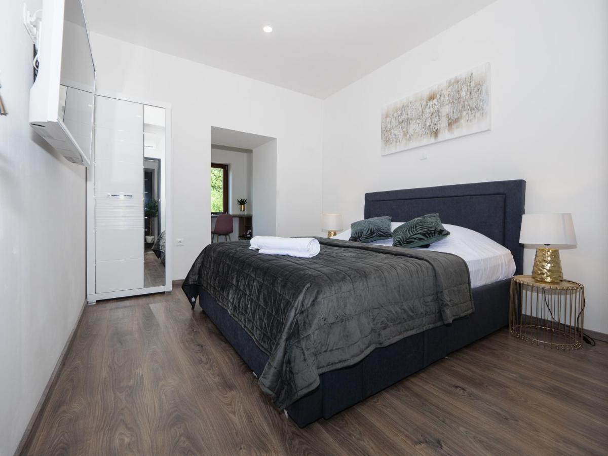 Arena Delight Studio Apartments Πούλα Εξωτερικό φωτογραφία
